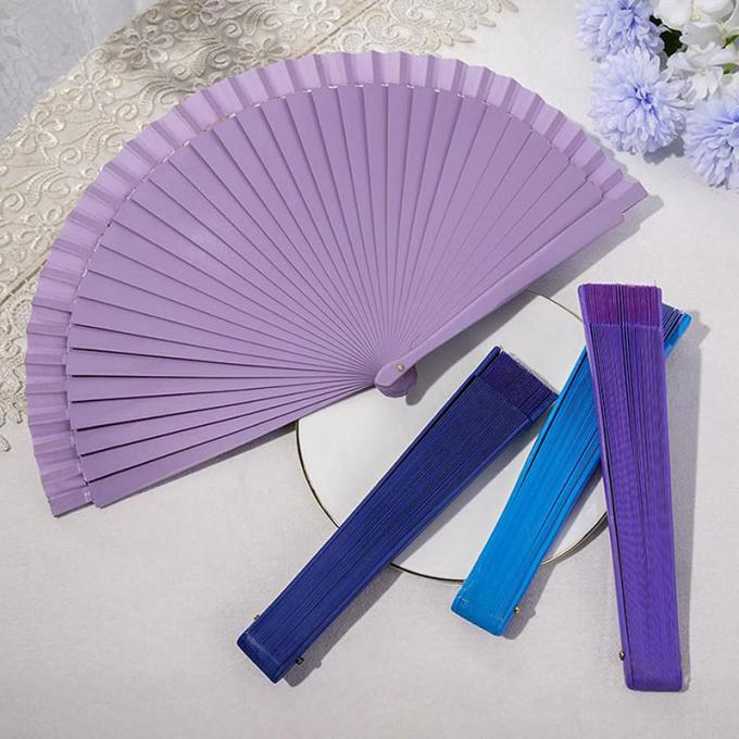 Fan Tây Ban Nha thời trang Fan bằng gỗ thanh lịch Fan tay Trung Quốc Vintage Màu cứng Fan gấp đơn giản cho trang phục Tiệc trang trí 3