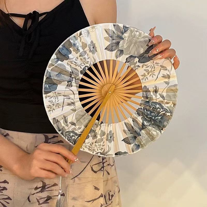 Eco-Friendly Bamboo Hand Fan with Folk Art Design for Home Decoration and Promotional Gifts 21*38cm